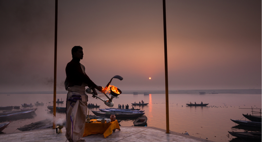 Öknar, Fort och Färgstarka Städer